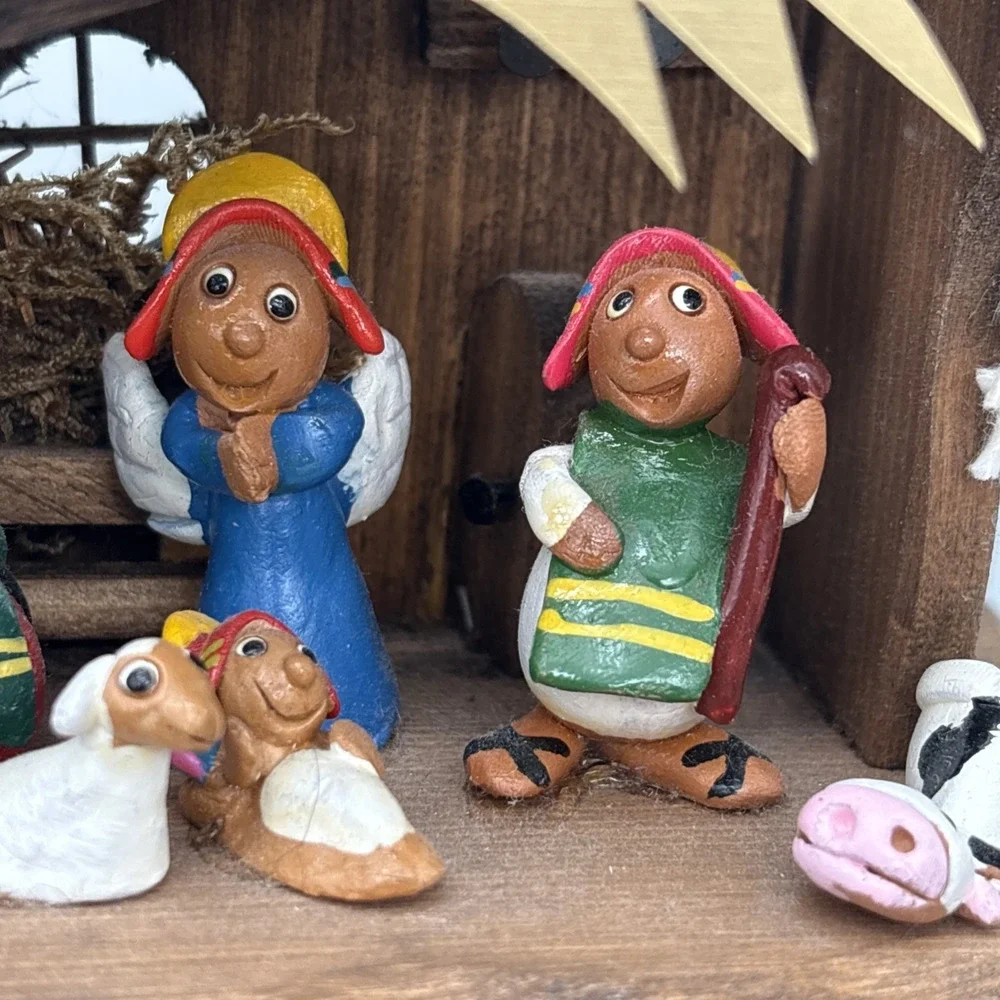 Vintage Nativity Set In Manger 3D Diorama Wood Hand Crafted by Franciscan Monks‎